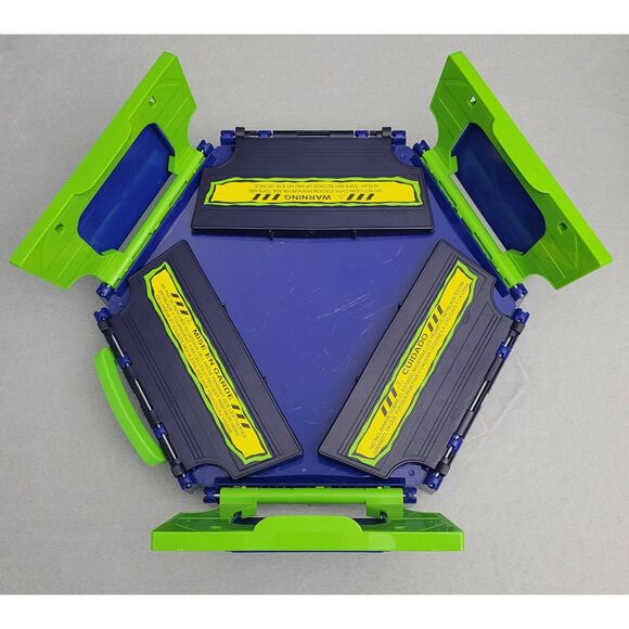 VTG 2003 Hasbro Takara Beyblade BBA VForce Mobile Stadium Collapsible Arena BL - Picture 3 of 12